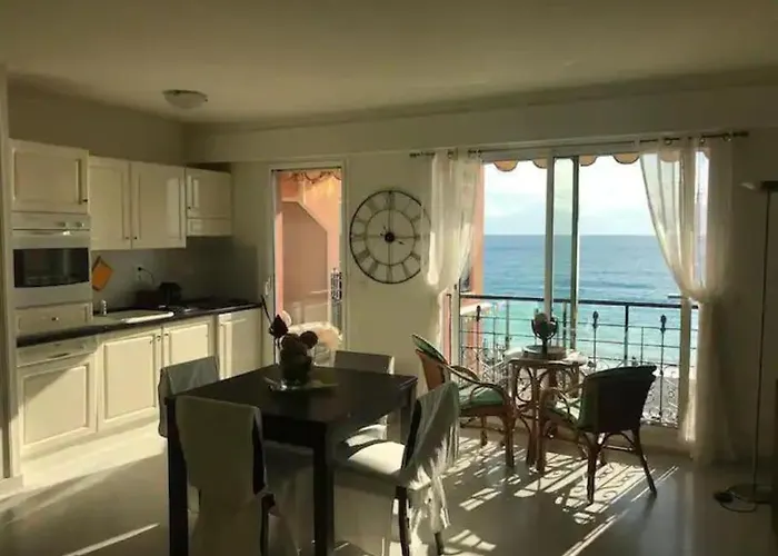 Victoria Bilocale Centro Citta E Vista Mare